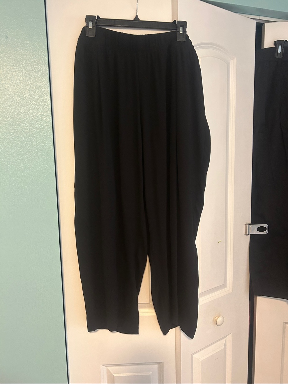 Eileen Fisher Black Straight-Leg Pants